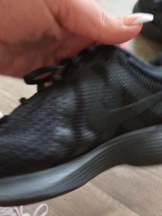 Nike Women's All-Black Lightweight Athletic Sneakers - Picture 4 of 7